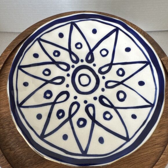 Set Of 2 Hand Painted 6.25” Blue And White Plate/Trinket Dishes Gold Rims - Picture 15 of 16